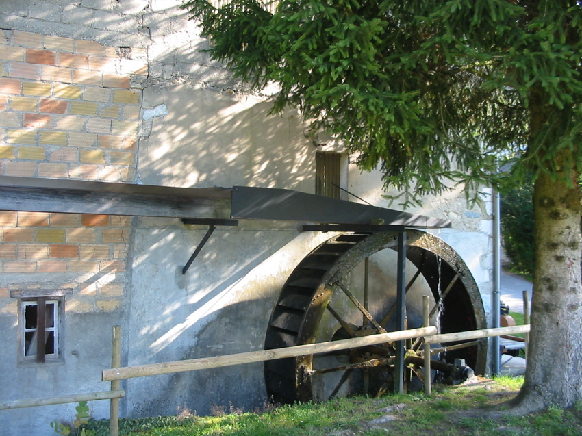 le moulin restauré par le collège de marlioz