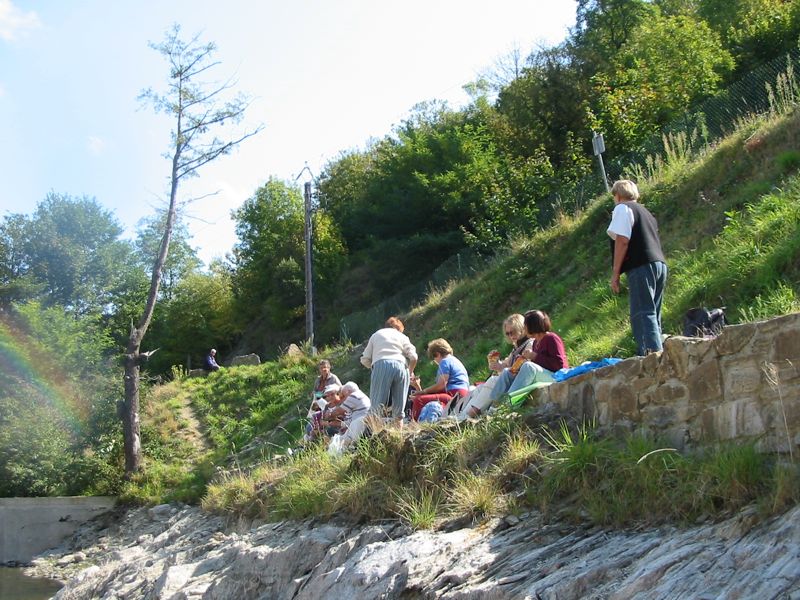 Les Plantiers, pique-nique ruisseau de Borgne